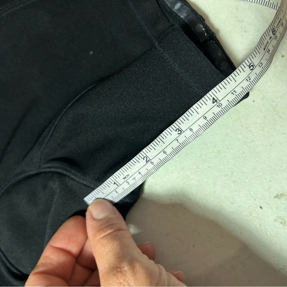 Mondetta Black Bike Shorts with Compression Fit size medium - Picture 7 of 8